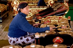 Melodie Gongs
